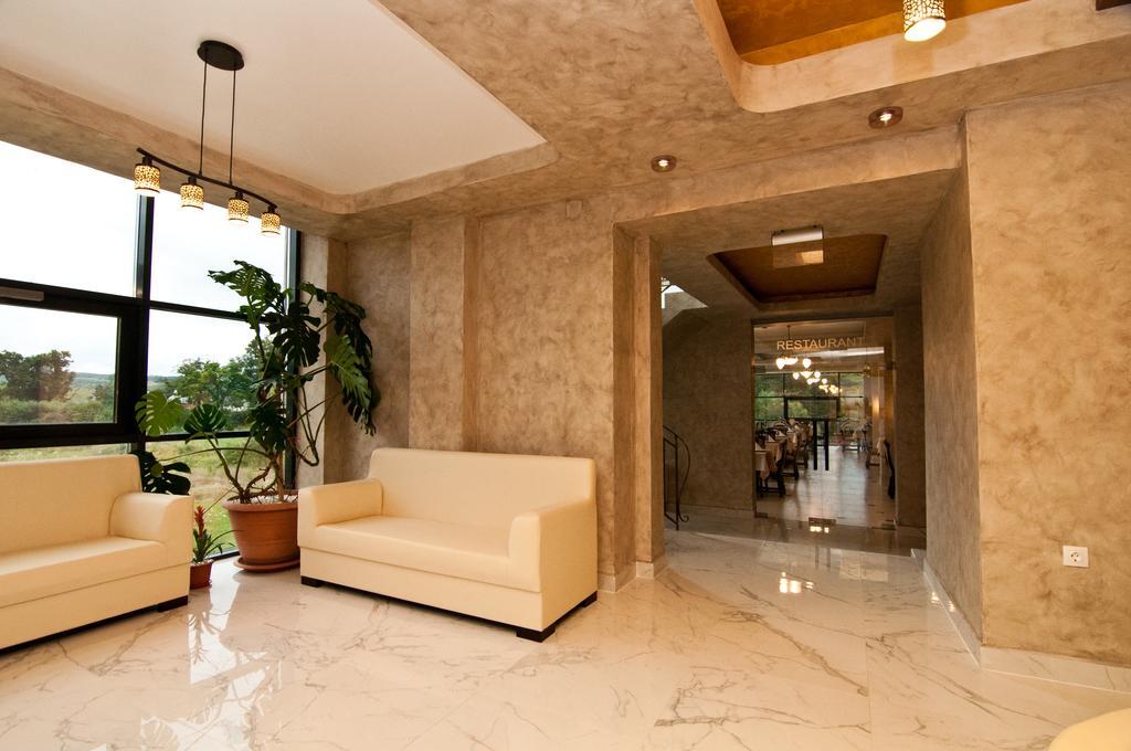 Hotel Hyperion ไบเลเฟลิกซ์ ภายนอก รูปภาพ
