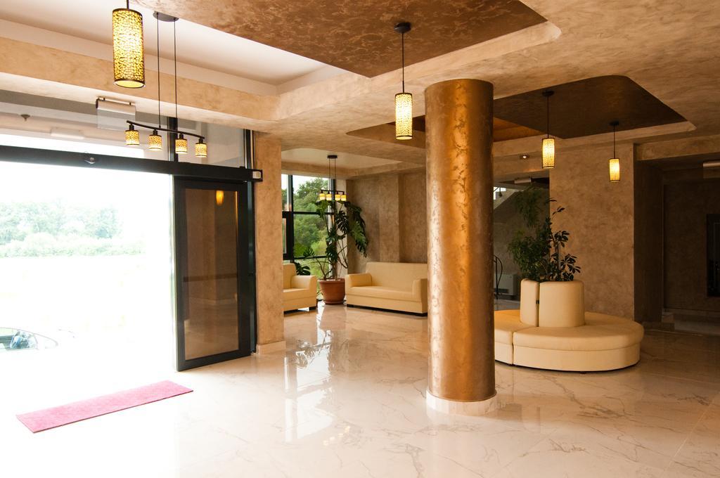 Hotel Hyperion ไบเลเฟลิกซ์ ภายนอก รูปภาพ